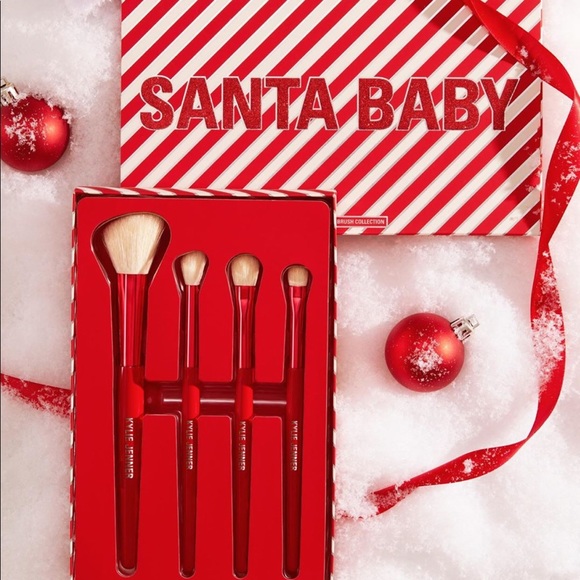 Kylie Cosmetics Other - Kylie 2019 Holiday Collection Brush Set NWT